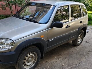 2009 Chevrolet Niva I Рестайлинг, серый, 395000 рублей, вид 2