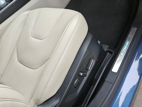 2019 Ford Edge II Рестайлинг, голубой, 2000000 рублей - вид 17