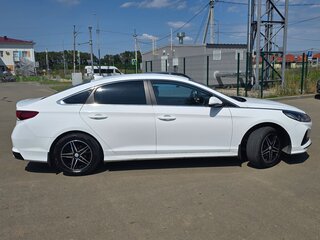2019 Hyundai Sonata VII (LF) Рестайлинг, белый, 1325000 рублей, вид 2