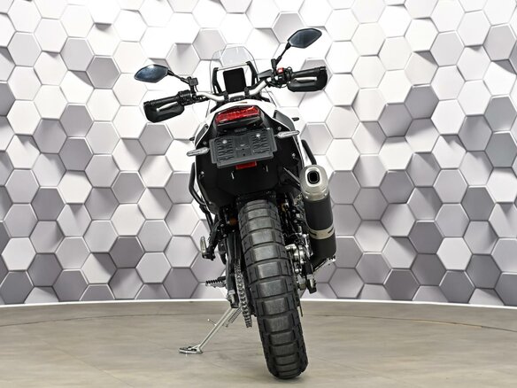 2023 Yamaha Tenere 700, белый, 1277000 рублей - вид 5