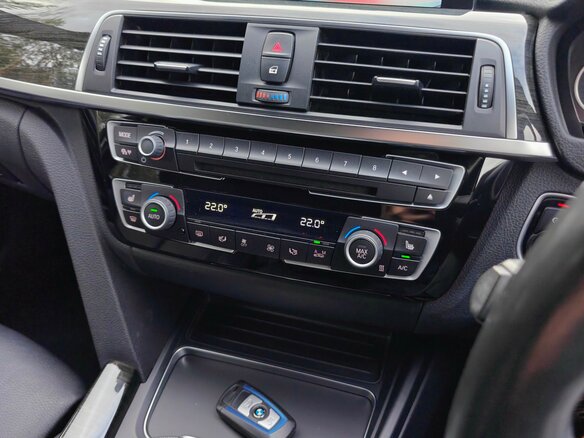2019 BMW 3 серии 318i VI (F3x) Рестайлинг, белый, 1949000 рублей - вид 10
