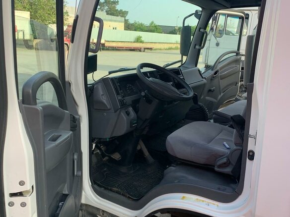 2019 Isuzu Elf (N-series), белый, 4827000 рублей
