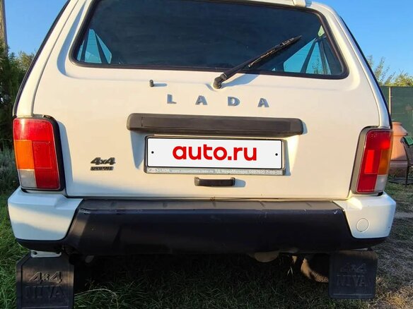2016 Lada (ВАЗ) 2121 (4x4) Urban I Рестайлинг, белый, 600000 рублей - вид 4