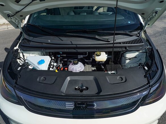 2025 BYD Dolphin 45.12 kWh I Рестайлинг, бежевый, 1426000 рублей - вид 15