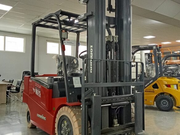 2024 Lonking LG35DT, красный, 2550000 рублей - вид 11