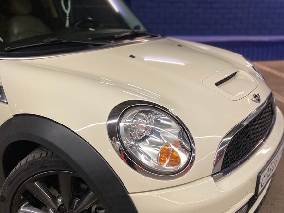 2011 Mini Hatch Cooper S II (R56) Рестайлинг, бежевый, 1190000 рублей - вид 9