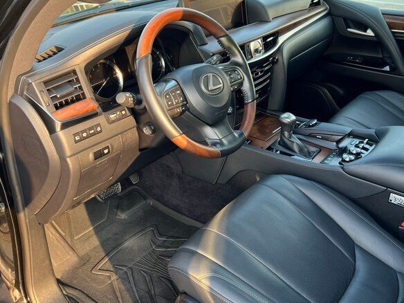 2018 Lexus LX 570 III Рестайлинг 2, чёрный, 13000000 рублей - вид 12