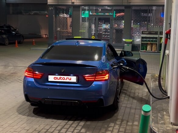 2015 BMW 4 серии 420d F32/F33/F36, синий, 2600000 рублей - вид 5