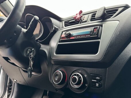 2015 Kia Rio III, серебристый, 480000 рублей, вид 4