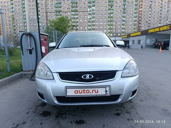 2011 Lada (ВАЗ) Priora I, серебристый, 250000 рублей