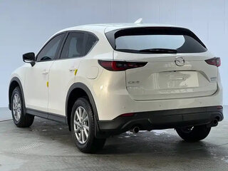 2023 Mazda CX-5 II Рестайлинг, белый, 2290000 рублей, вид 4
