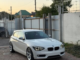 2013 BMW 1 серии 116i II (F20/F21), белый, 1500000 рублей, вид 1