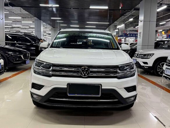 2022 Volkswagen Tharu I, белый, 1955000 рублей - вид 1