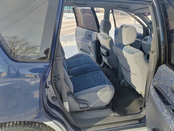 1996 Toyota Ipsum I (M10), синий, 757000 рублей - вид 14