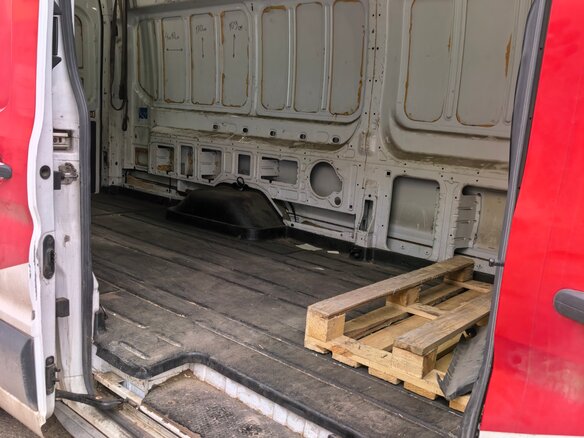 2015 Ford Transit, белый, 1600000 рублей - вид 5