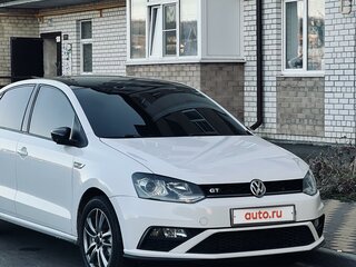 2018 Volkswagen Polo V Рестайлинг, белый, 1450000 рублей, вид 1