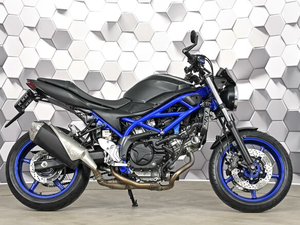 2021 Suzuki SV 650, серый, 639000 рублей - вид 2