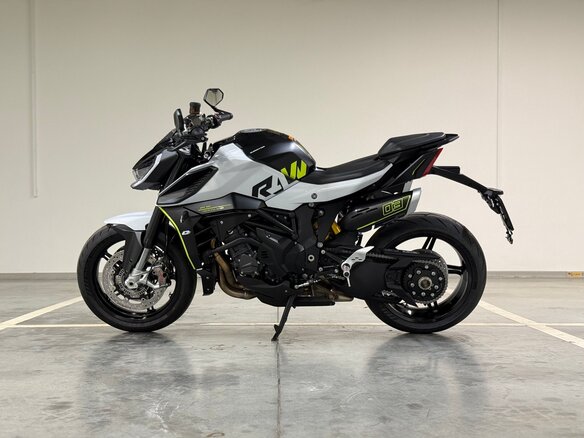 2026 QJMotor SRK 921, чёрный, 1090000 рублей - вид 5