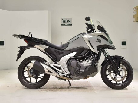 2023 Honda NC 750X, серый, 1085000 рублей, вид 2