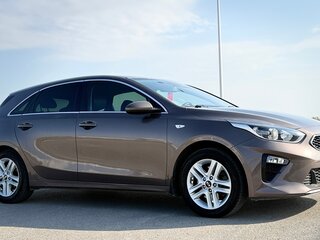 2018 Kia Ceed III, серый, 1590000 рублей, вид 3