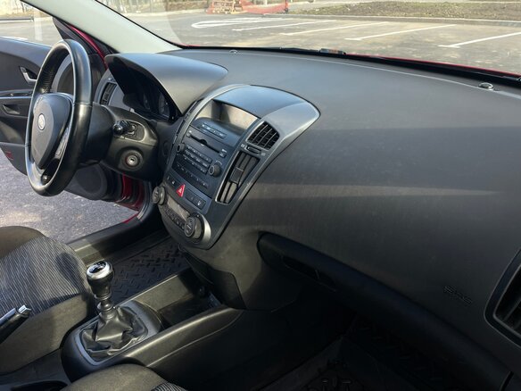 2008 Kia Ceed I, красный, 635000 рублей - вид 8