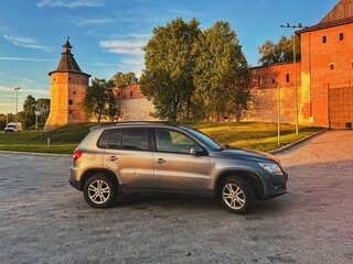2009 Volkswagen Tiguan I, серый, 830000 рублей, вид 3