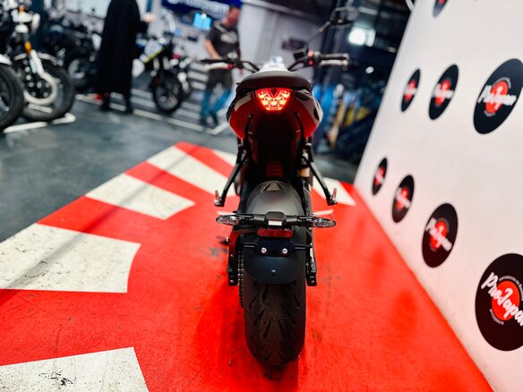 2026 Triumph Trident 660, серый, 1050000 рублей - вид 7