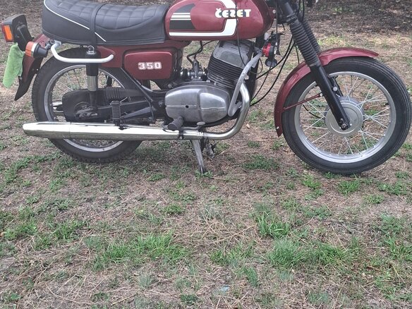 1987 Sycmmc 300, пурпурный, 400000 рублей - вид 4