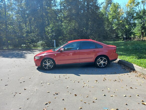 2007 Volvo S40 II Рестайлинг, красный, 700000 рублей - вид 5