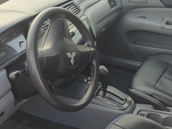 2007 Mitsubishi Lancer IX Рестайлинг, серебристый, 690000 рублей - вид 4