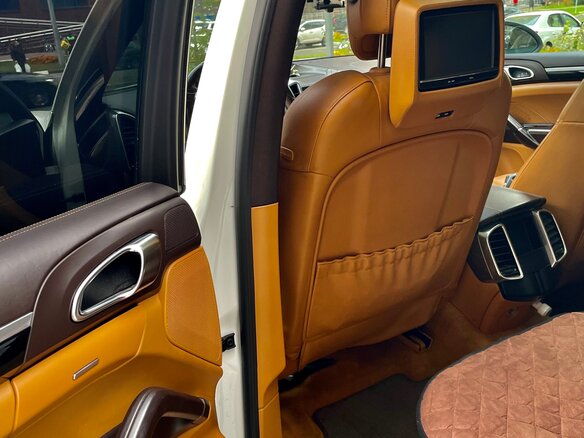 2012 Porsche Cayenne Diesel II (958), белый, 2800000 рублей - вид 7