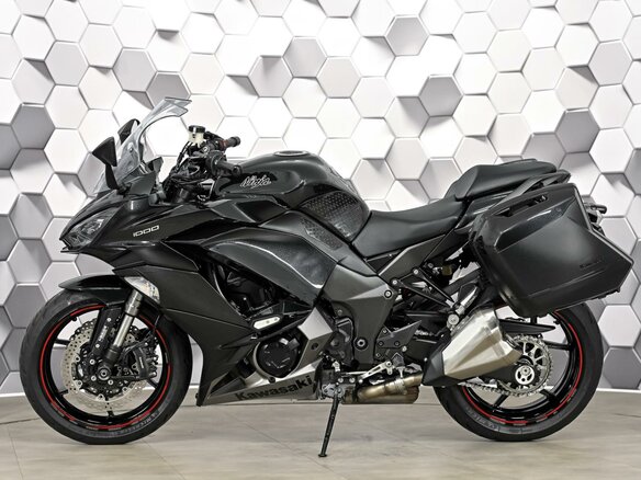 2018 Kawasaki Z 1000SX, чёрный, 969000 рублей - вид 3