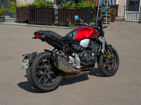 2018 Honda CB 1000R, красный, 820000 рублей, вид 5