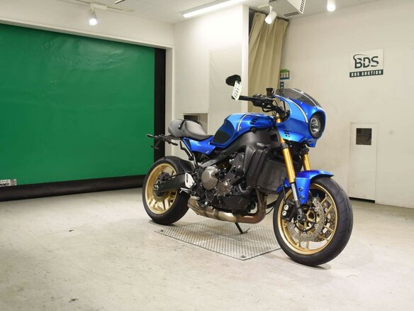 2023 Yamaha XSR900, синий, 899000 рублей - вид 2