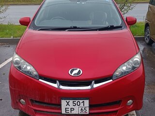 2009 Toyota Wish II, красный, 1260000 рублей, вид 2