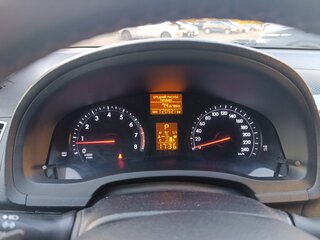 2011 Toyota Avensis III Рестайлинг, серебристый, 1420000 рублей, вид 5