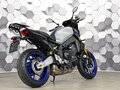 2023 Yamaha MT-09 (FZ-09), серебристый, 1127000 рублей - вид 6