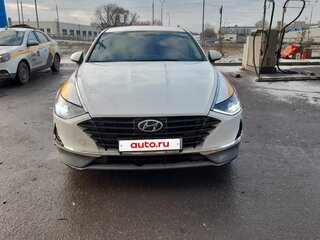2021 Hyundai Sonata VIII (DN8), белый, 2000000 рублей, вид 3