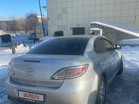 2011 Mazda 6 II (GH) Рестайлинг, серебристый, 900000 рублей - вид 2