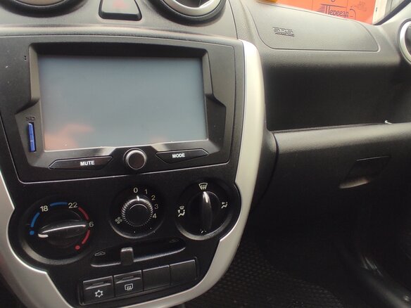 2013 Lada (ВАЗ) Granta I, серебристый - вид 8