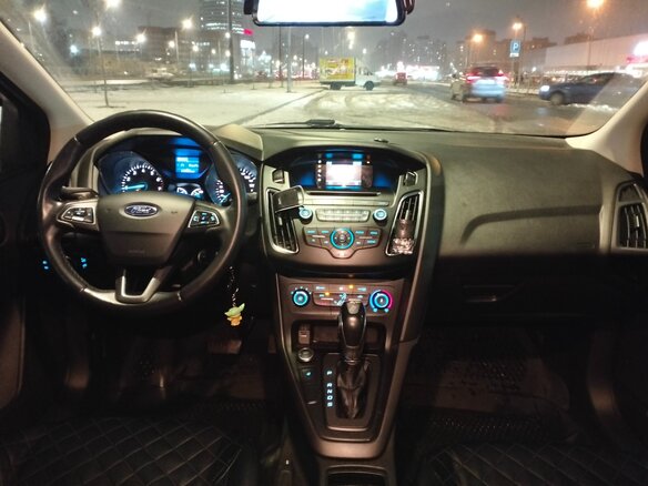 2018 Ford Focus III Рестайлинг, белый, 1250000 рублей - вид 11