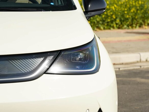 2025 BYD Dolphin 45.12 kWh I Рестайлинг, бежевый, 1426000 рублей - вид 13