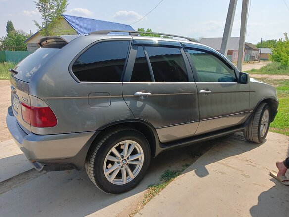 2004 BMW X5 3.0i I (E53) Рестайлинг, серый, 1100000 рублей - вид 2