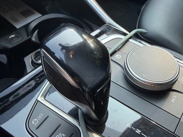 2020 BMW 3 серии 318d VII (G2x), красный, 3200000 рублей - вид 9