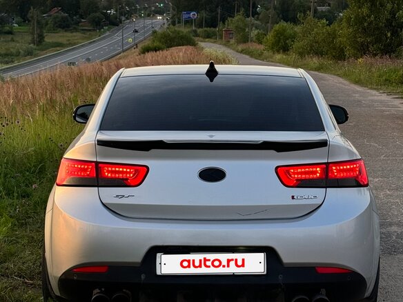 2011 Kia Cerato Koup II, серебристый, 730000 рублей - вид 5