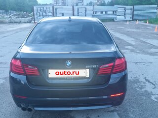 2011 BMW 5 серии 528i VI (F10/F11/F07), серый, 1800000 рублей, вид 3