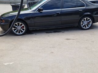 2001 BMW 5 серии 525i IV (E39) Рестайлинг, чёрный, 650000 рублей, вид 3