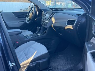 2017 Chevrolet Equinox III, синий, 1800000 рублей, вид 4