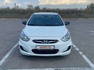 2012 Hyundai Solaris I, белый, 700000 рублей, вид 1