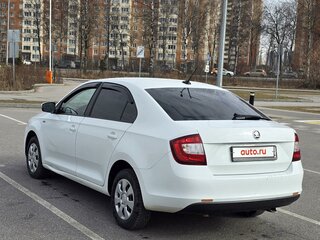 2018 Skoda Rapid I Рестайлинг, белый, 999000 рублей, вид 4